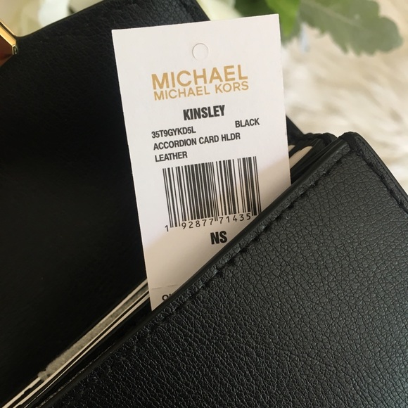 Michael Kors card holder/ wallet - Picture 7 of 8